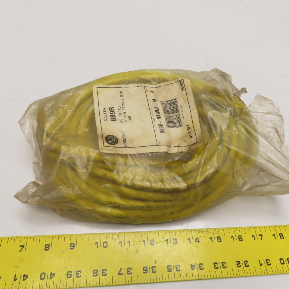 Allen-Bradley 889R-R3WEA-10 3-Pin Female R/A AC Micro Cordset 10m