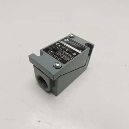 Allen-Bradley 802T-AP Oiltight Limit Switch NEMA A600 120-600VAC