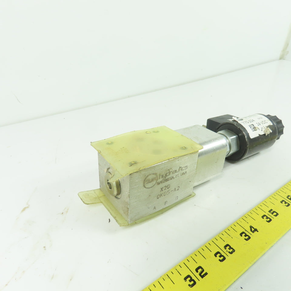 Sun Hydraulics X2Q 0K05-A2 Solenoid Operated Hydraulic Valve W/ 770-224 24 VDC