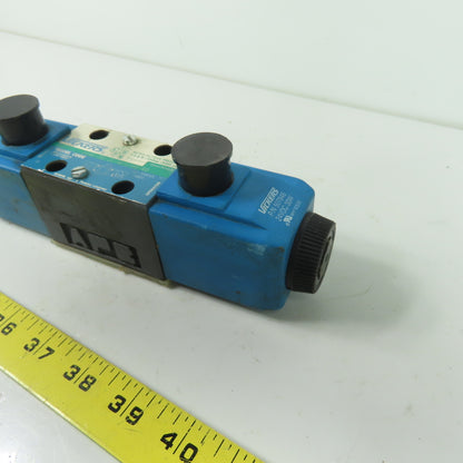 Vickers DG4V-3S-2C-M-U-H5-60 Solenoid Operated Hydraulic Valve 350bar 24VDC