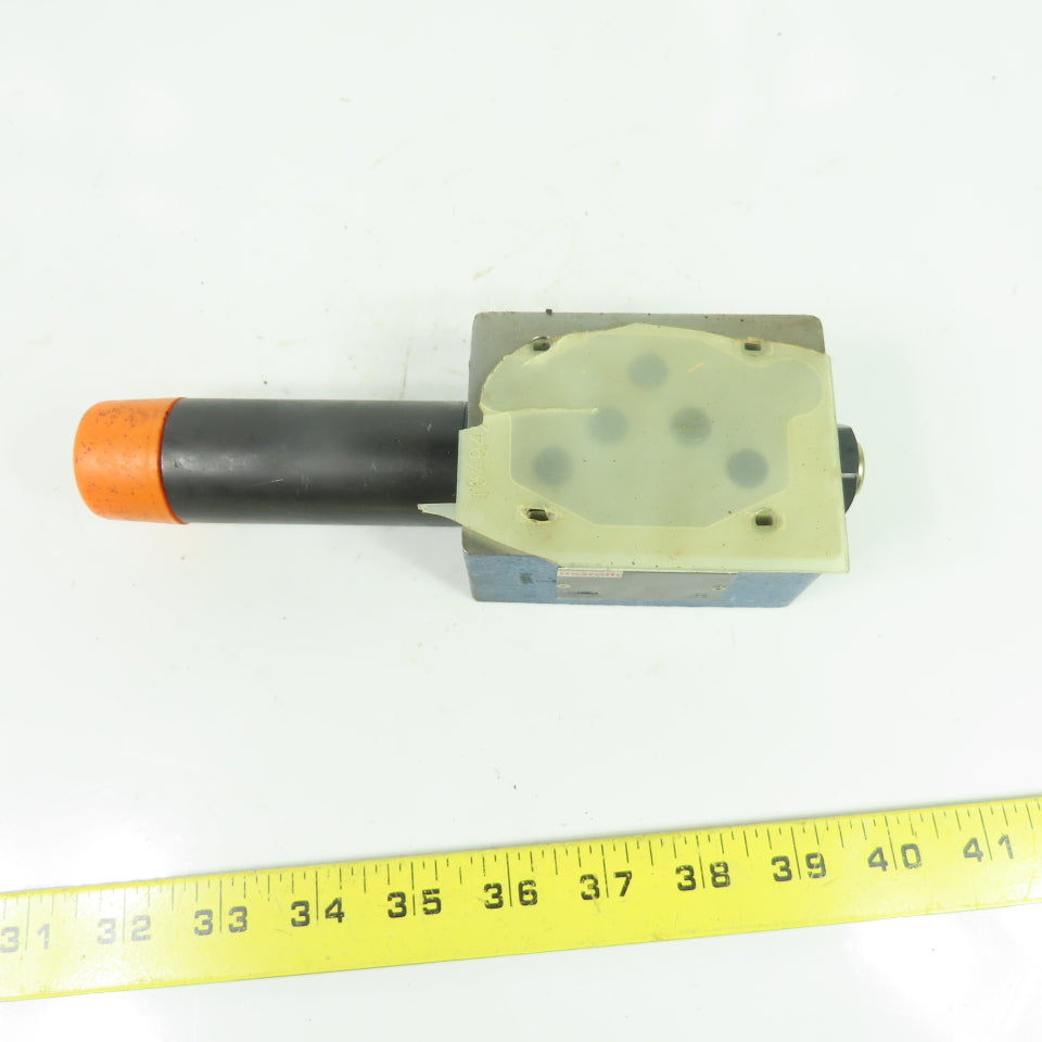 Rexroth R900582108 ZDR 10 DP2-54/150YM/12 Pressure Reducing Valve Size 10 150Bar