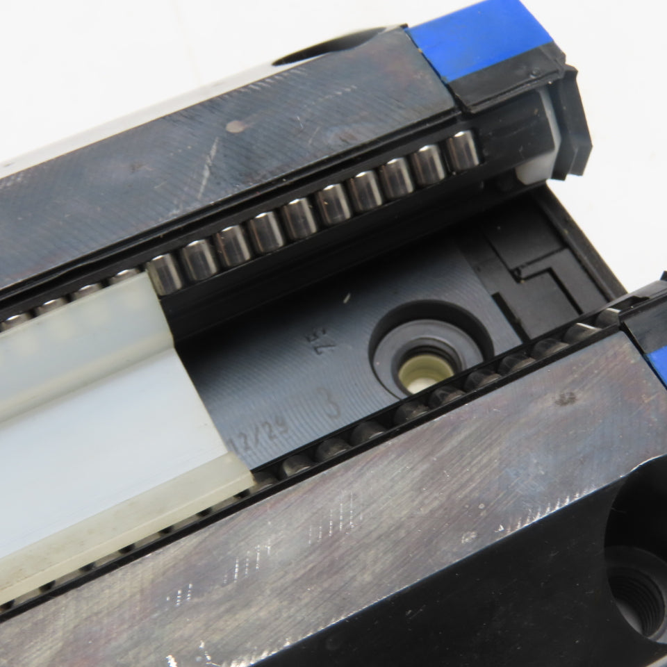 Thomson 512P35A3 R35 Linear Roller Bearing Block
