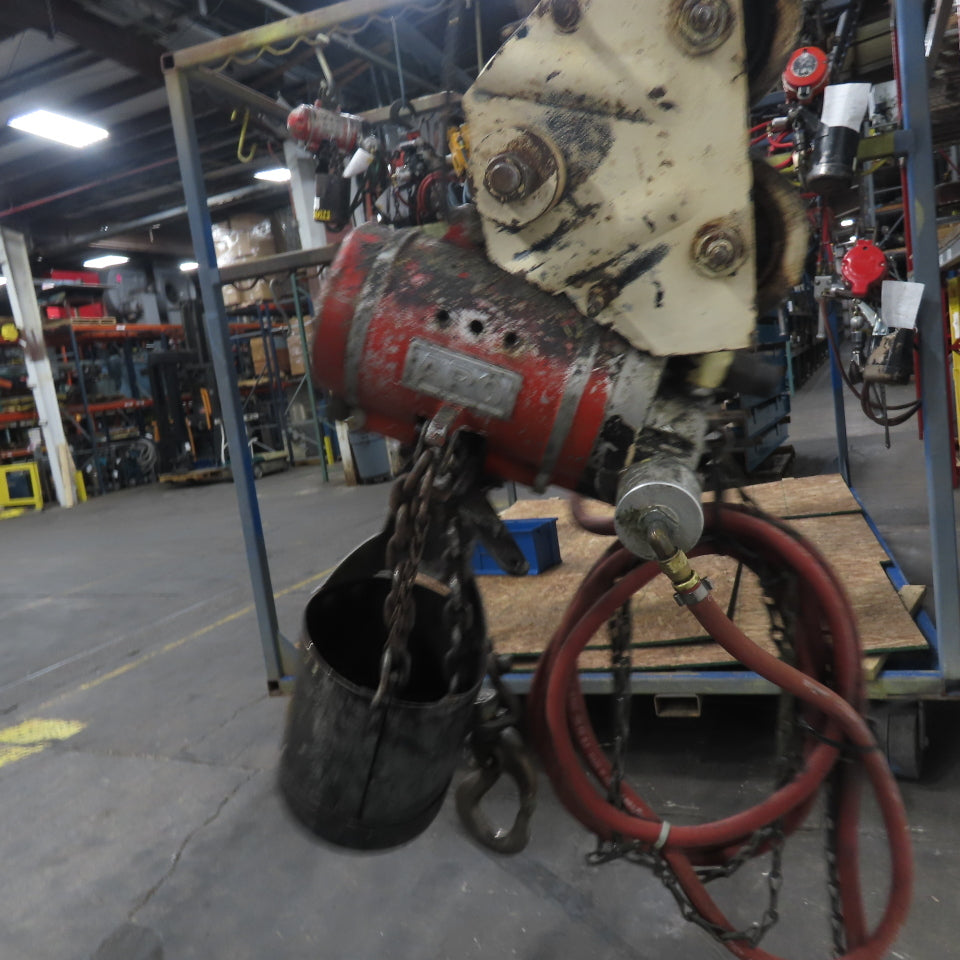 ARO 77506C 1/2 Ton 1000LB Air Pneumatic Chain Hoist 10' Lift W/ Pendant