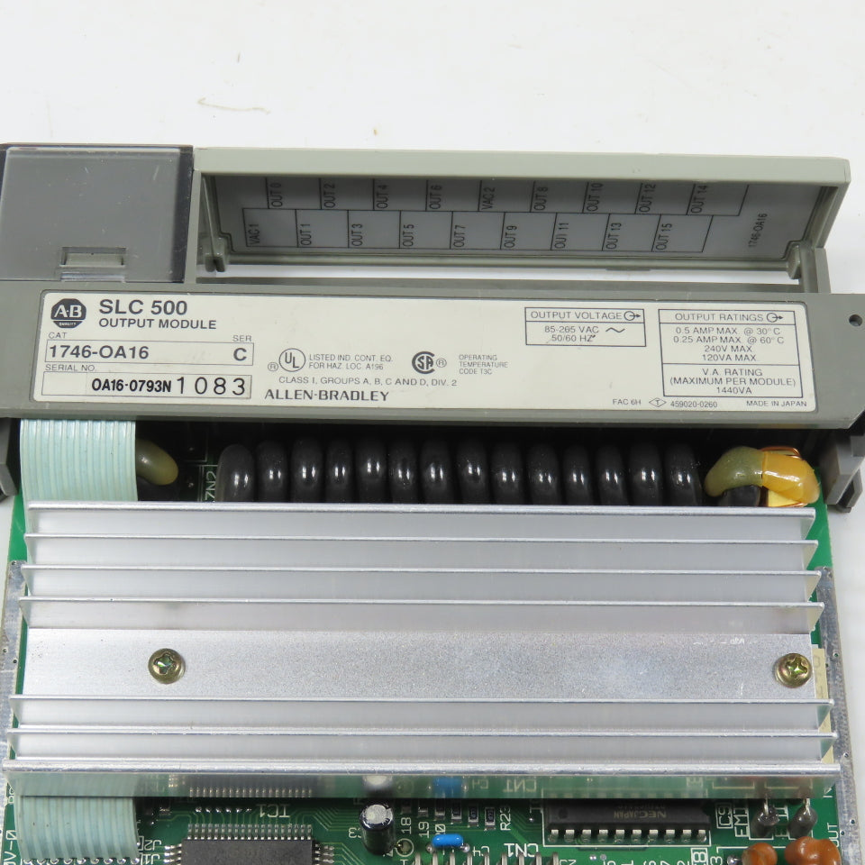 Allen Bradley 1746-OA16 Ser C SLC 500 Output Module W/ Heatsink