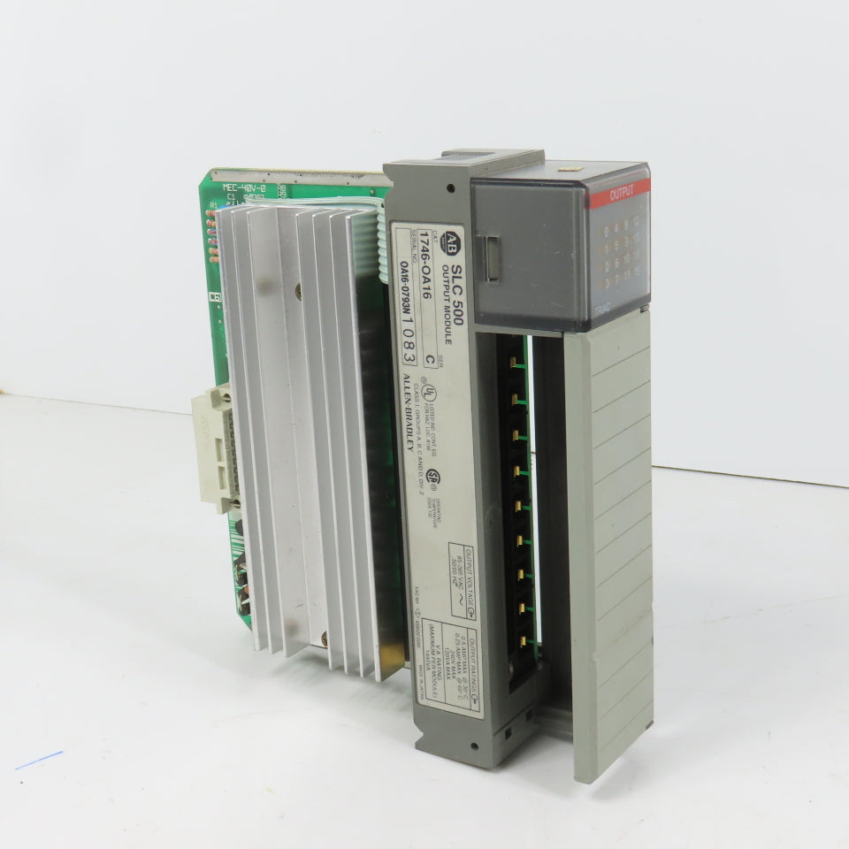 Allen Bradley 1746-OA16 Ser C SLC 500 Output Module W/ Heatsink