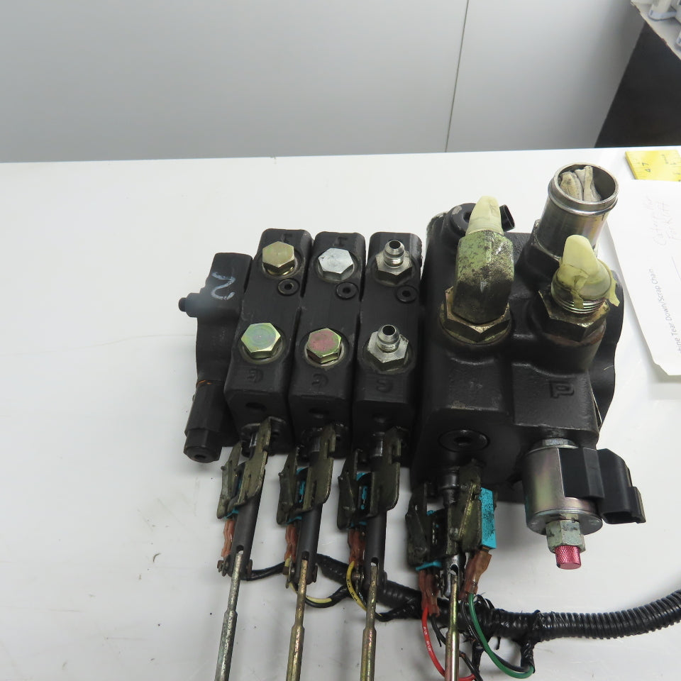 Husco 97F72-00050 4-Spool Valve Hydraulic Mast Hand Control Assy From Cat E5000