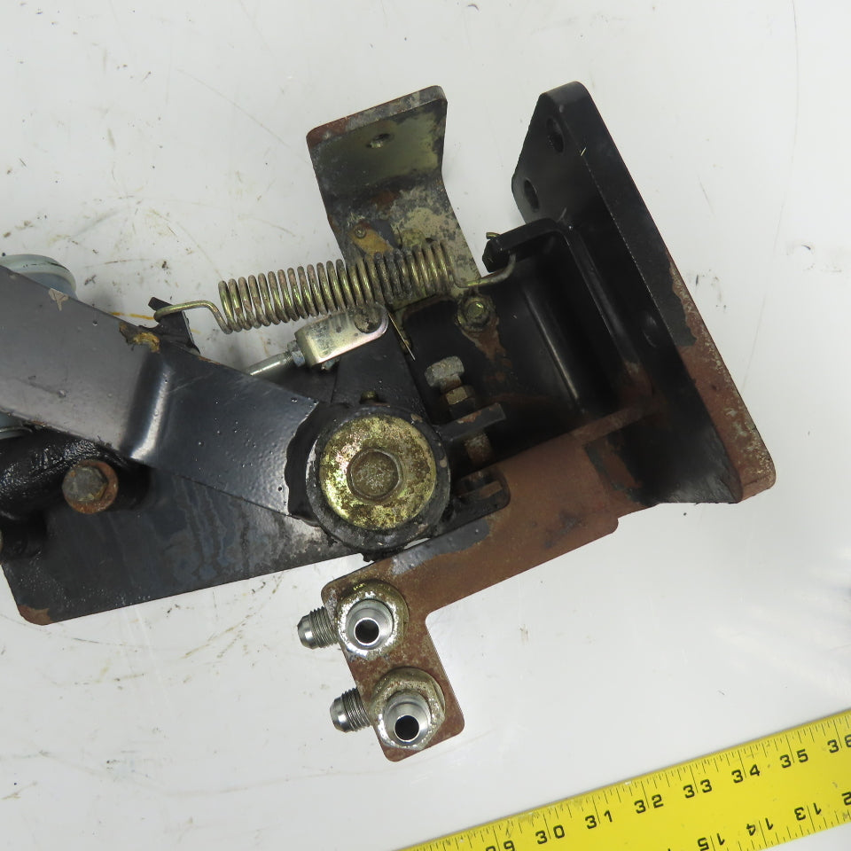 Caterpillar E5000 Forklift Brake Pedal Assembly W/ Miyaco Master Cylinder