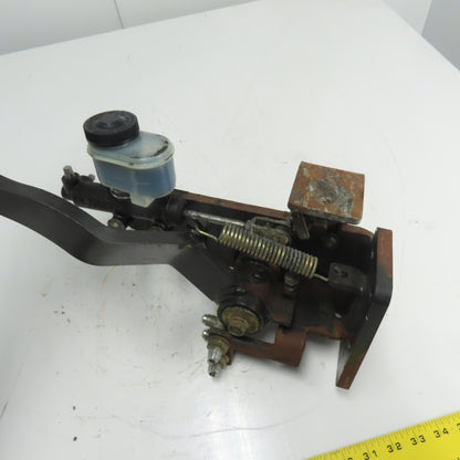 Caterpillar E5000 Forklift Brake Pedal Assembly W/ Miyaco Master Cylinder