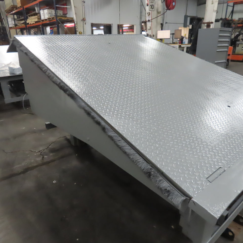 Serco HYD 0800 Style Hydraulic Dock Leveler 6' x 8' Loading Dock 3Ph 230/460V