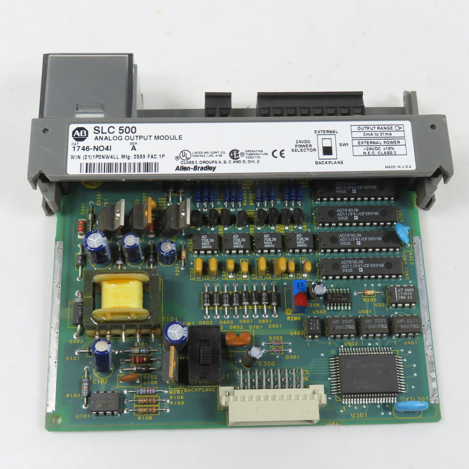 Allen-Bradley 1746-NO4I Ser A SLC 500 Analog Output Module (No Cover)