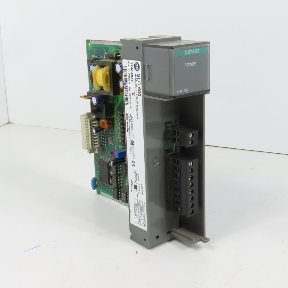 Allen-Bradley 1746-NO4I Ser A SLC 500 Analog Output Module (No Cover)
