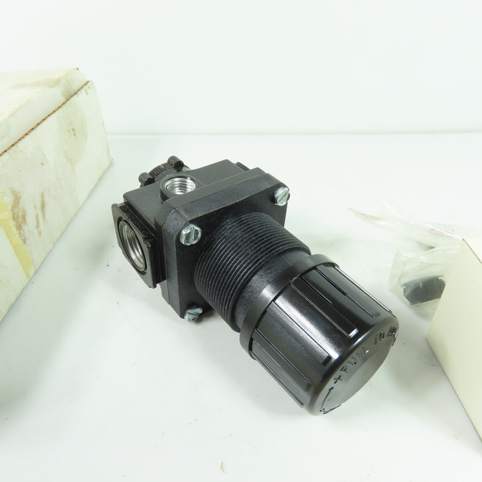 Arrow R354G 1/2" NPT Pneumatic Regulator W/ Gauge NEW