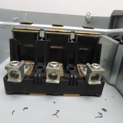 Siemens NF-354 200A 600VAC 250VDC 3 Pole Non Fusible Safety Disconnect Switch