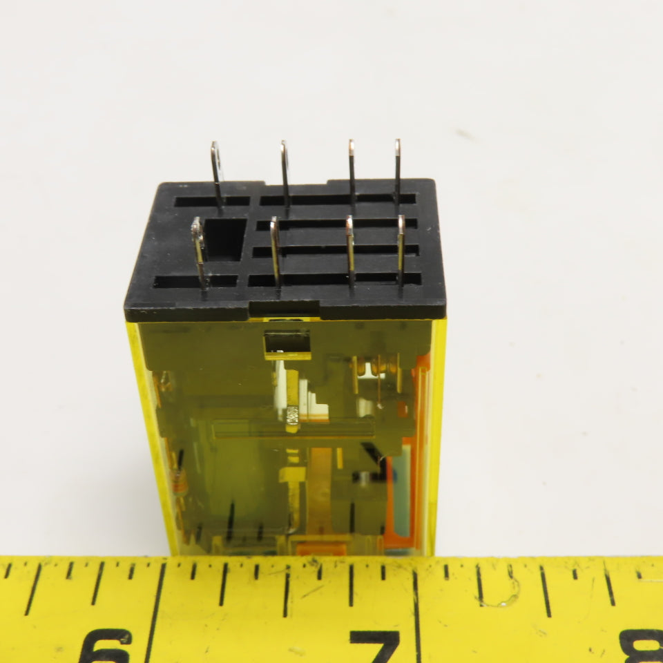IDEC RU2S-C-D24 Universal Power Relays 24VDC 10A Lot Of 8