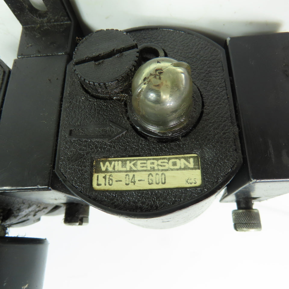 Wilkerson L16-04-G00 Pneumatic Air Line Lubricator Regulator 1/2" NPT