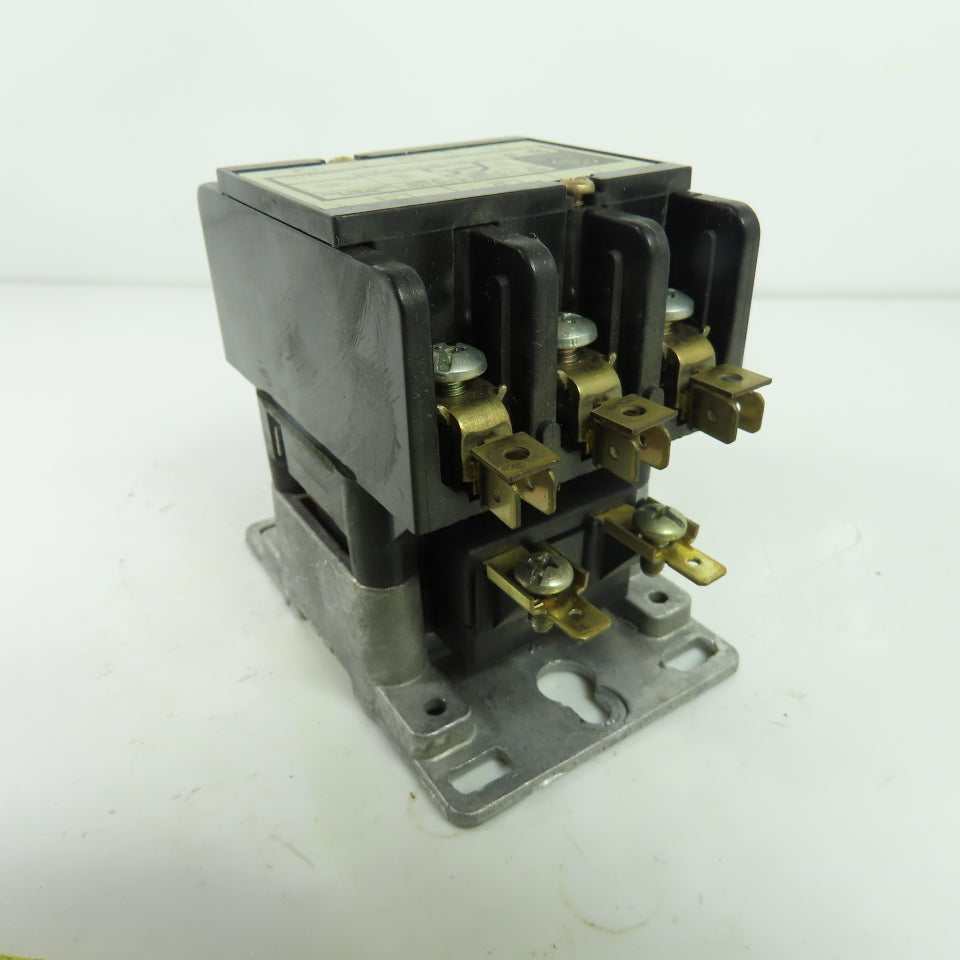 General Electric CR353AB3AA1 3-Pole Definite Purpose Contactor 25A 35A Resistive