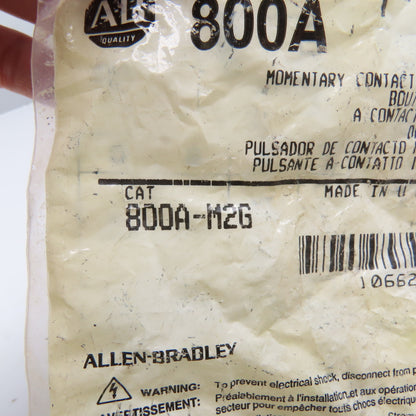 Allen-Bradley 800A-M2G Momentary Contact Push Button