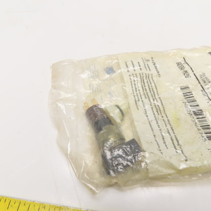 Allen-Bradley 800A-M2G Momentary Contact Push Button
