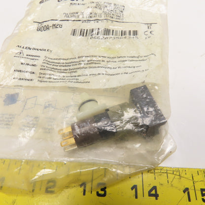 Allen-Bradley 800A-M2G Momentary Contact Push Button
