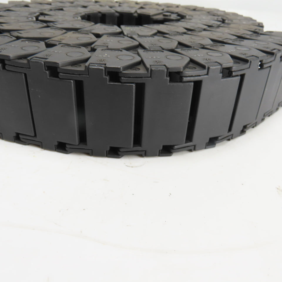 Igus 17.4.063 Cable Carrier Energy Drag Chain 50mm x 30mm x 6' Long