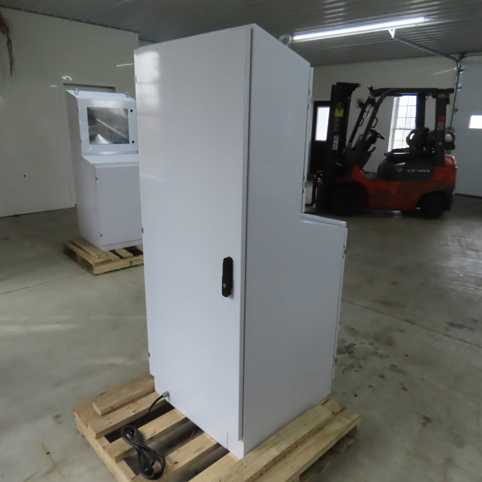 Saginaw SCE-66ST2626WS Enclosure Rittal SK 3178801 Cooling Unit + 26" Monitor
