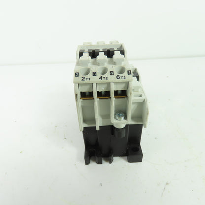 Danfoss 037H002132 CI 9 3-Pole Magnetic Contactor 20A 600V 440V Coil