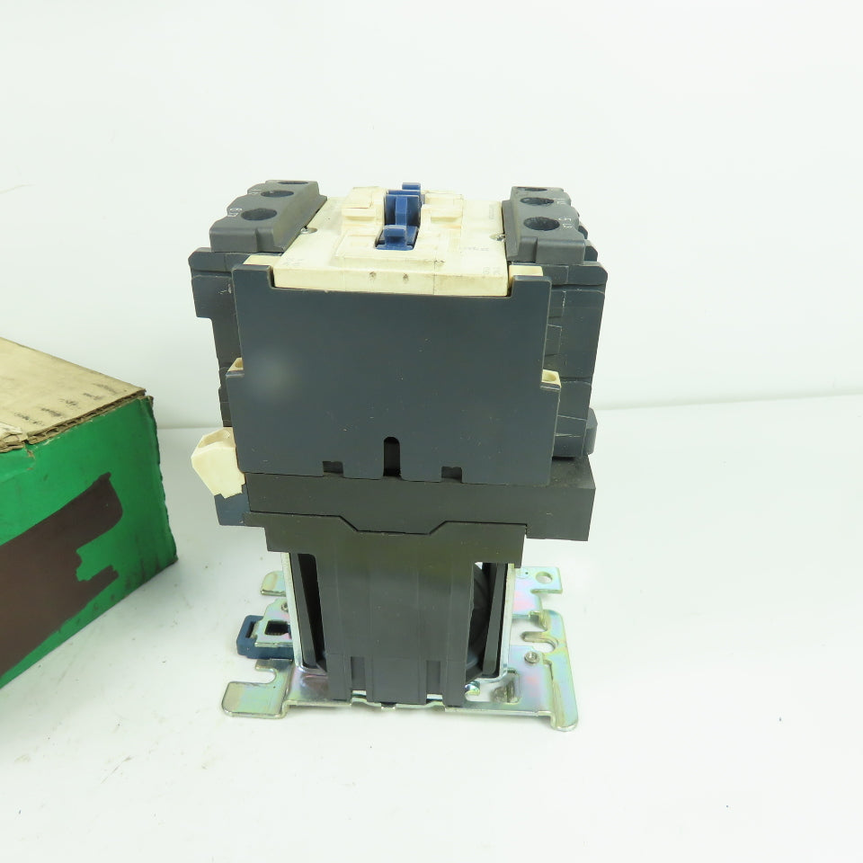 Schneider Electric LP1 D4011 LC1 D40 3-Pole TeSys D Contactor 24VDC Coil