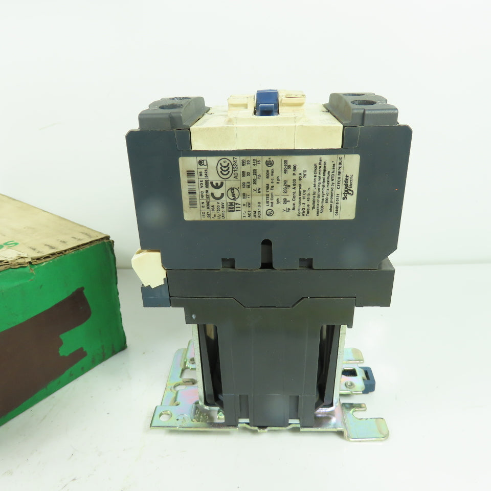Schneider Electric LP1 D4011 LC1 D40 3-Pole TeSys D Contactor 24VDC Coil