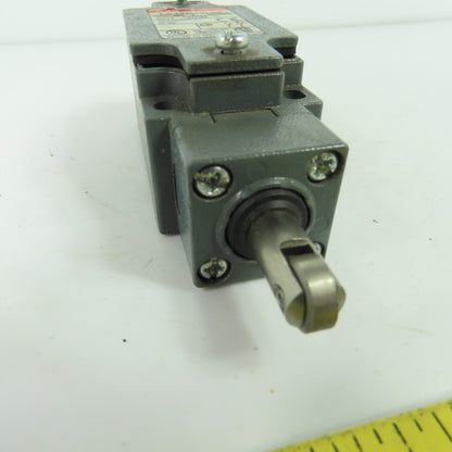 ABB LS45M13L02 Heavy Duty Limit Switch Roller Plunger 400V 24V