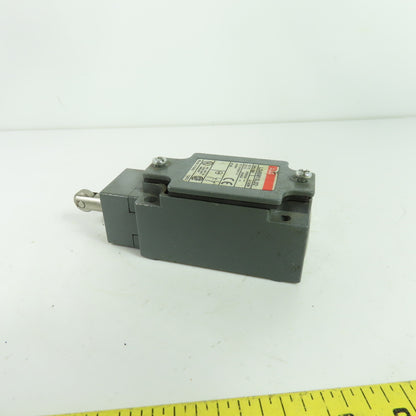 ABB LS45M13L02 Heavy Duty Limit Switch Roller Plunger 400V 24V
