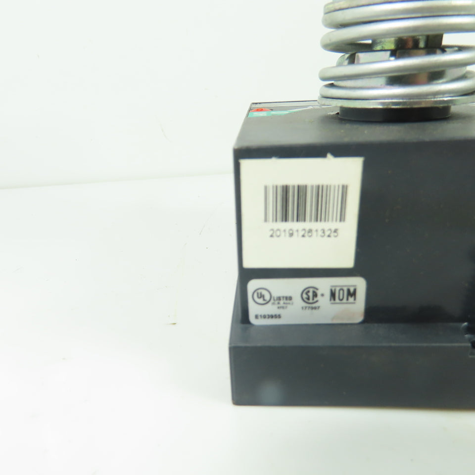 E103955 20191261325 Through-the-Door Handle Circuit Breaker Mechanism