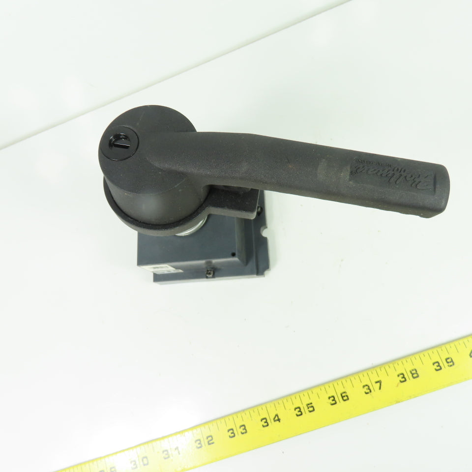 E103955 20191261325 Through-the-Door Handle Circuit Breaker Mechanism