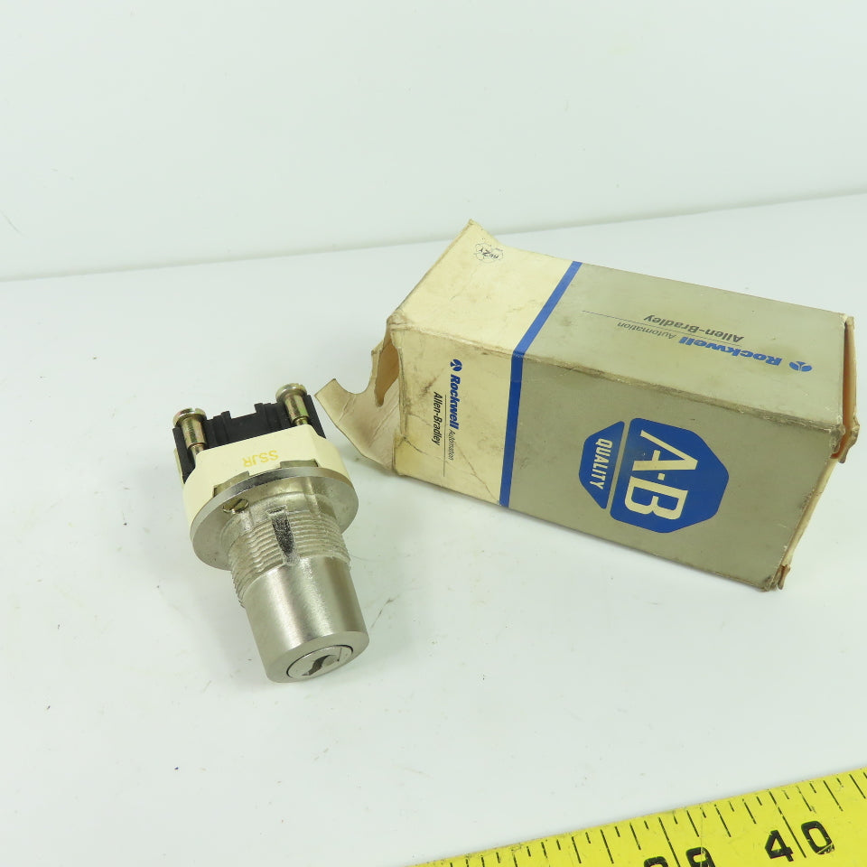 Allen-Bradley 800T-H3115 2-Position Key Operated Selector Switch Ser T NEW