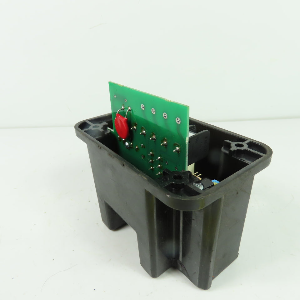Pinnacle Systems UL-101-2P UltraTouch Double Throw Relay Palm Button 120VAC