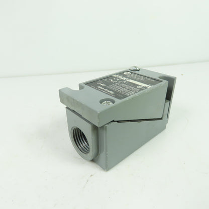 Allen-Bradley 802T-AP Oiltight Limit Switch Body Ser J