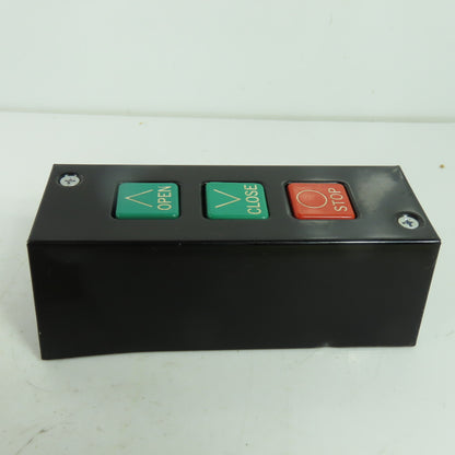 Eastern Motor Controls PBS-3 3-Push Button Station Open/Close/Stop 5A 240VAC