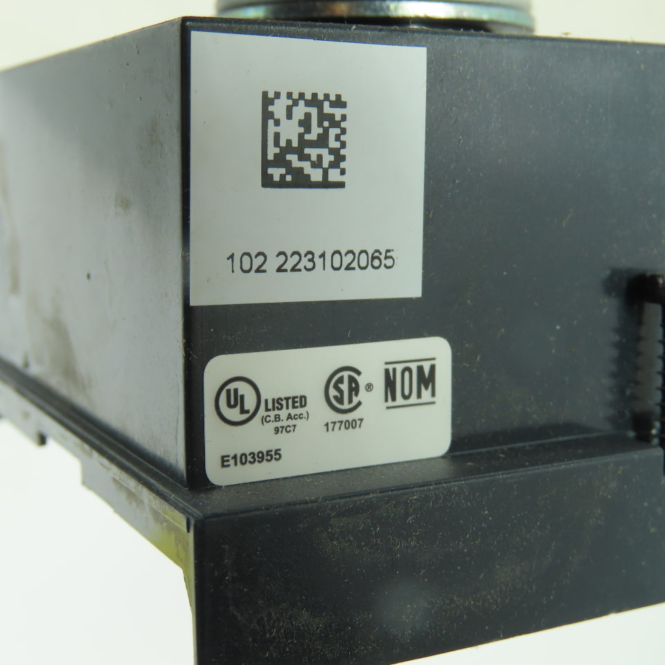 Schneider Electric E103995 Disconnect Mechanism with Shaft and Interlock new