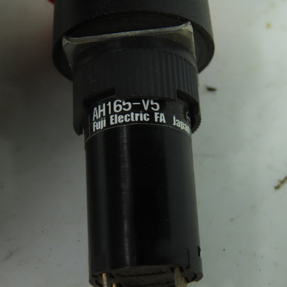 Fuji Electric FA AH165-V5 250V 5A Emergency Stop Push Button Switch NEW