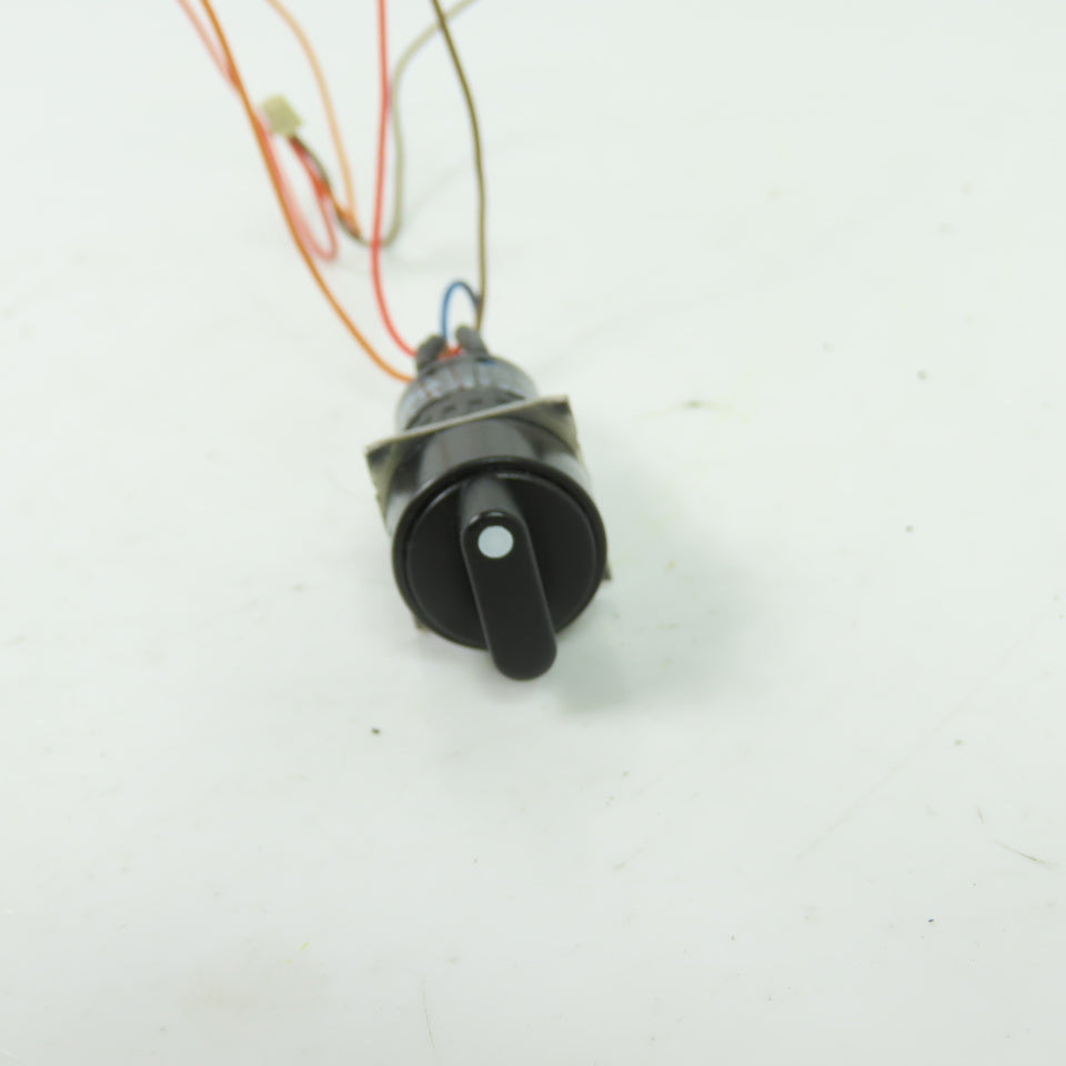IDEC AS6-Y 250V 0.5A IP65 Selector Switch