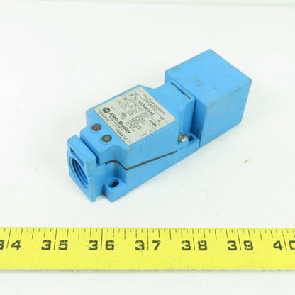 Allen-Bradley 872L-D20EP40-T3 Inductive Proximity Sensor 10-30VDC PNP NC/NO 20mm