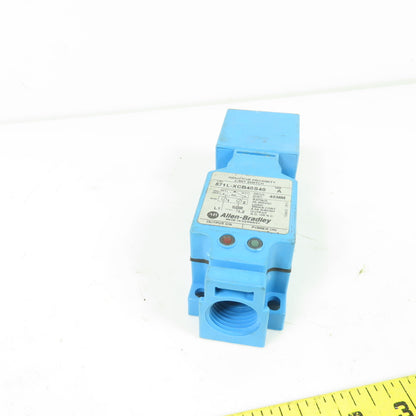 Allen-Bradley 871L-XCB40S40 Inductive Proximity Limit Switch 20-250VAC 40mm