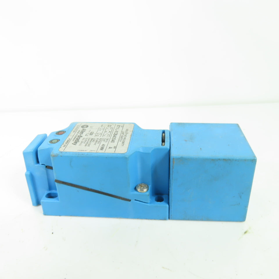Allen-Bradley 871L-XCB40S40 Inductive Proximity Limit Switch 20-250VAC 40mm