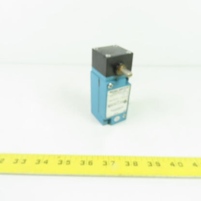 Honeywell LSA1A Heavy Duty Limit Switch 600VAC 10A