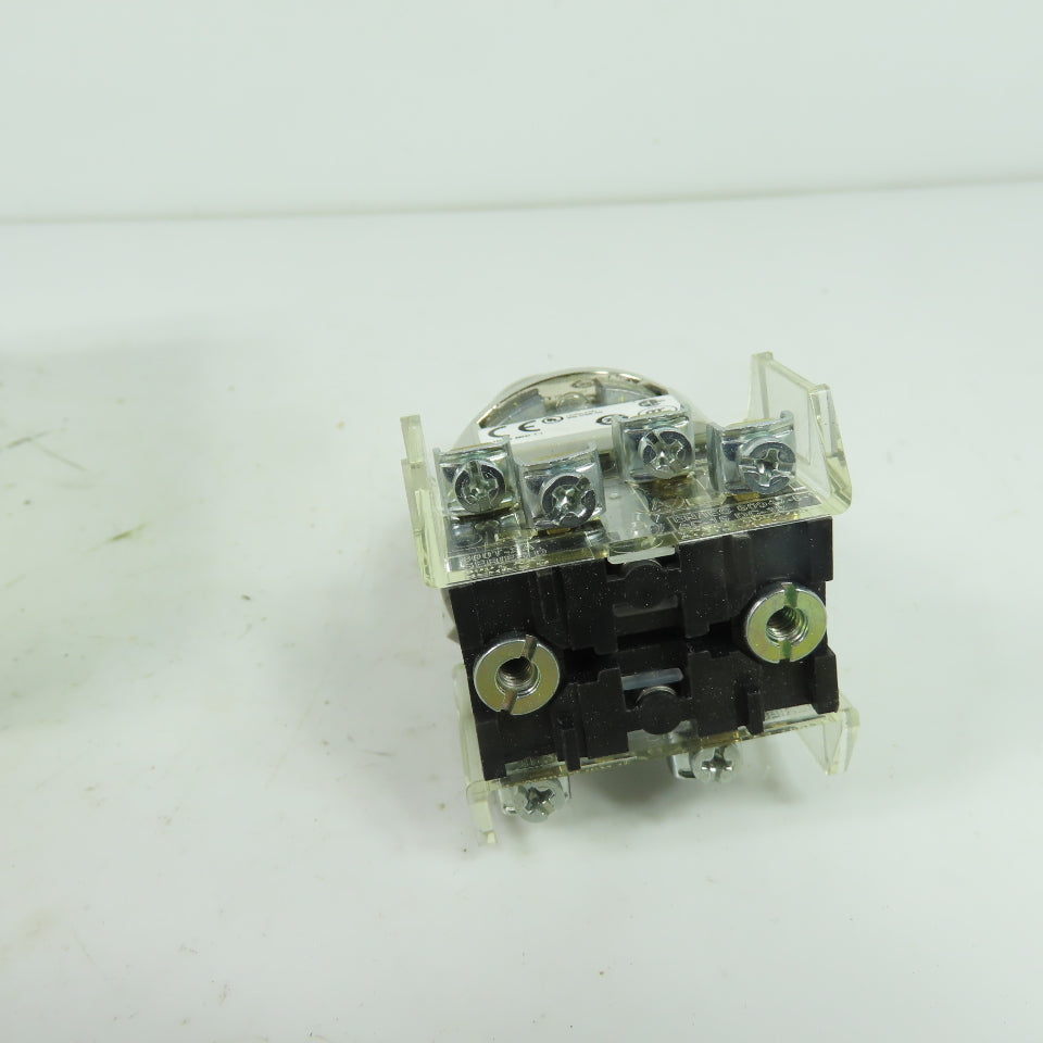 Allen-Bradley 800T-H32B 3-Position Key Selector Switch NEW Ser T