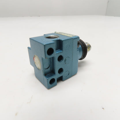 MAC 1161A-011 Roller Cam Operated 3-Way Pneumatic Valve