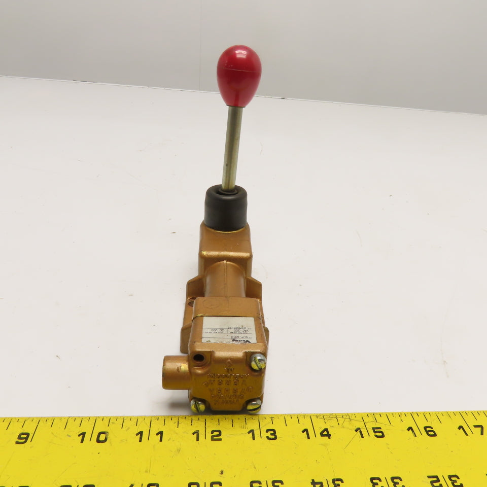 Versa VLP-4312 Hand Actuated Pneumatic Directional Control Valve 200 PSI