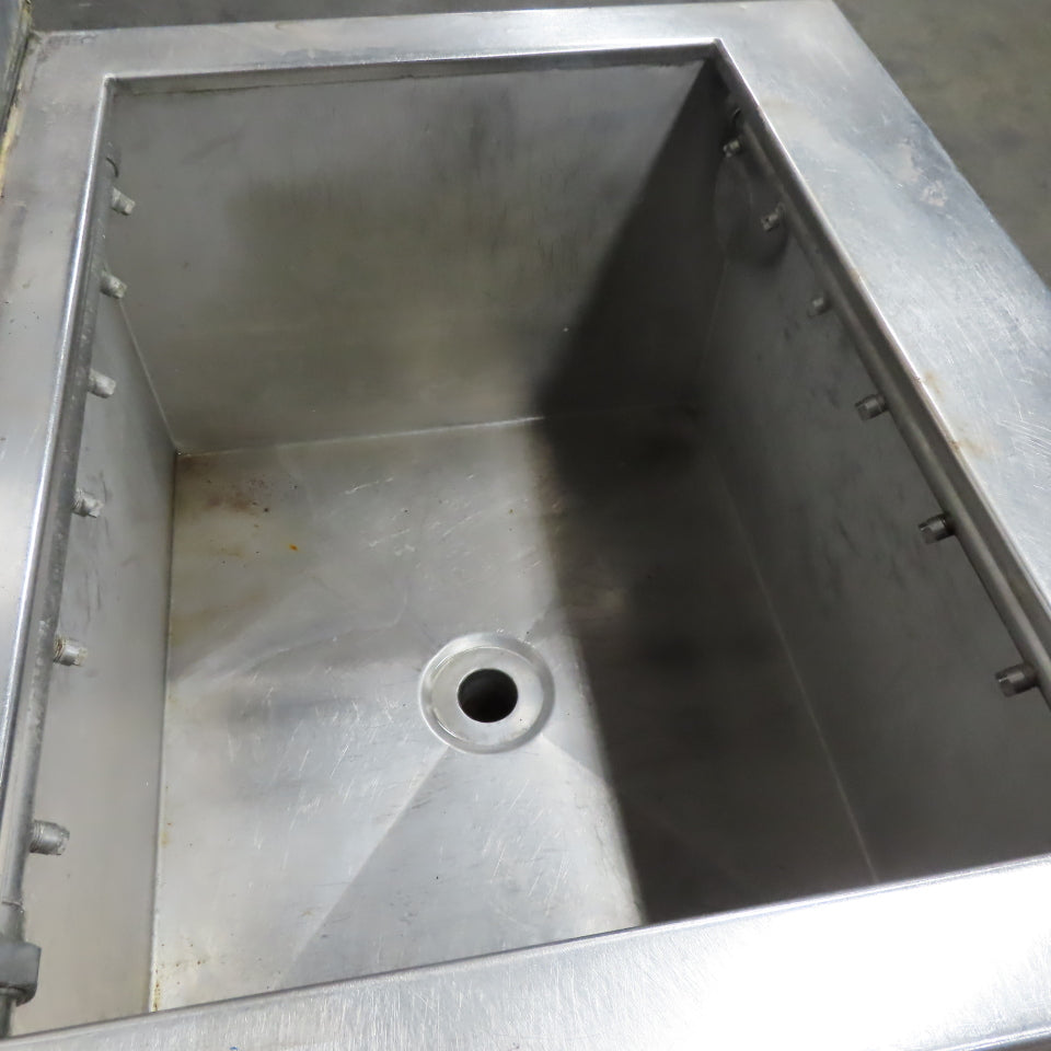 Bluewave 30 Gallon Stainless Steel Industrial Wash Tub W/ Sprayers