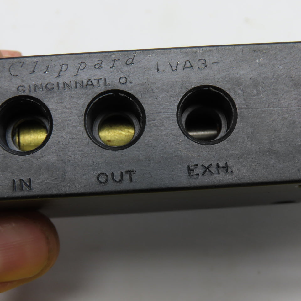 Clippard LVA3- Pneumatic Control Valve