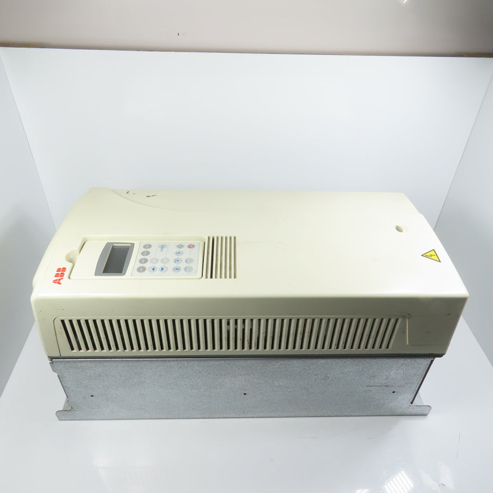 ABB ACS800-U1-0025-2+P901 25HP Variable Frequency Drive 240VAC 72A 3PH