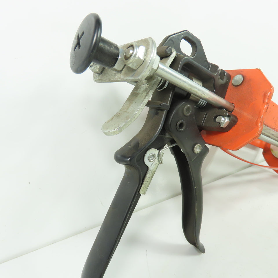 Kraft Tool Co. GG469 Dual Cartridge Manual Epoxy Gun 300mL x 300mL